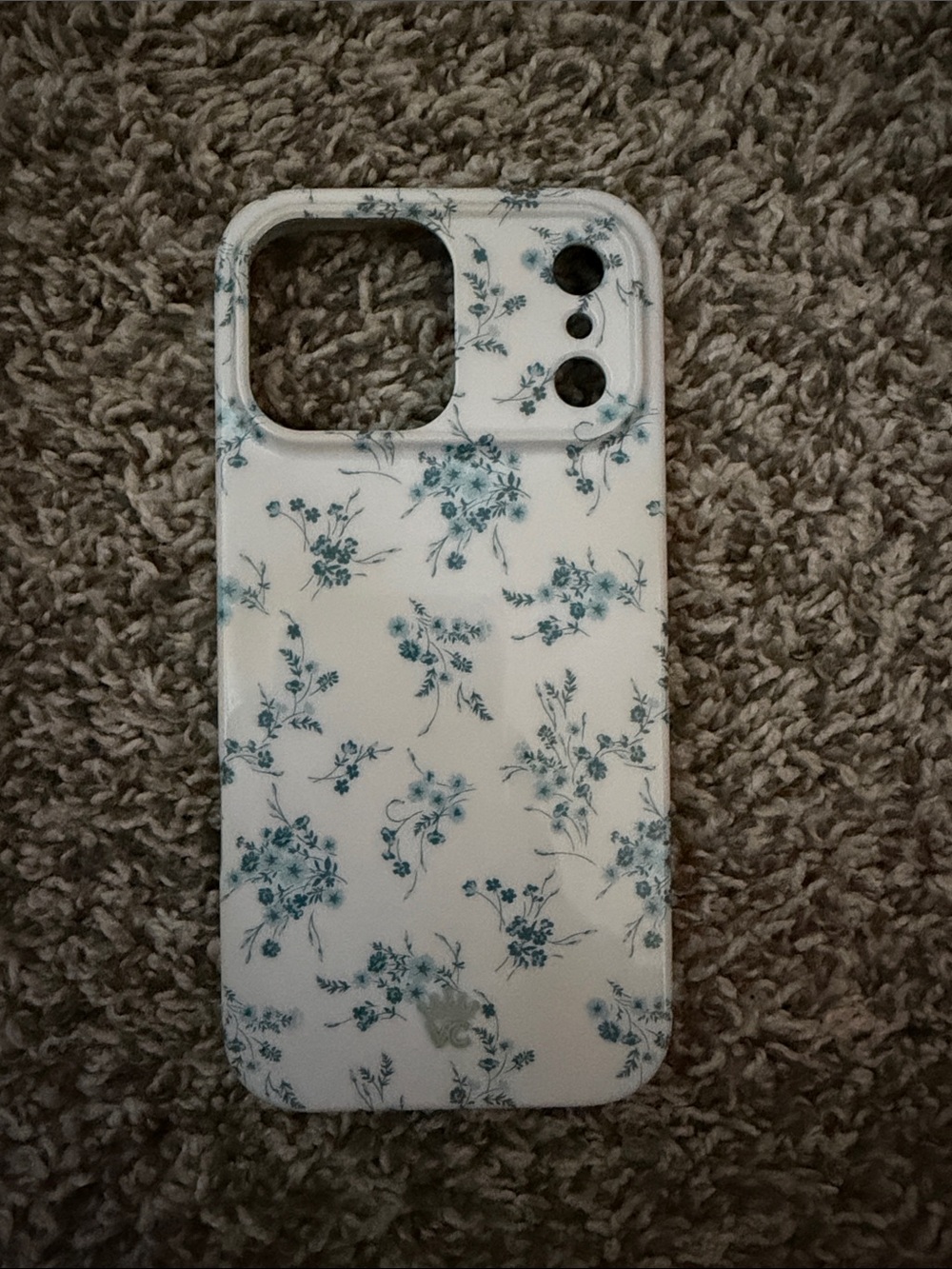 Floral Print White & Teal iPhone 17 pm Case - Compatible Cell Phone Accessory